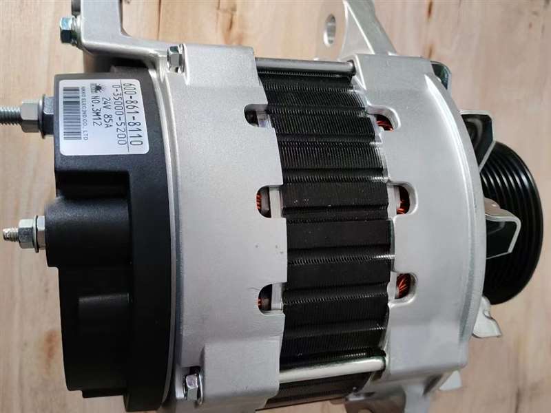 NIKKO ALTERNATOR FOR KOMATSU 0-35000-5200 600-861-8110